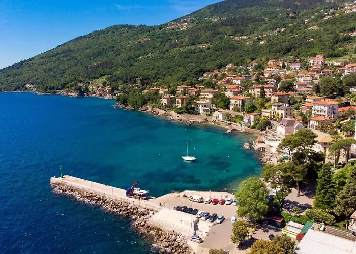 Barocco Апартаменты Ловран